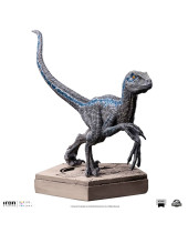 Jurassic World Icons socha Velociraptor Blue 9 cm