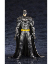 DC Comics ARTFX+ Statue 1/10 Batman 20 cm